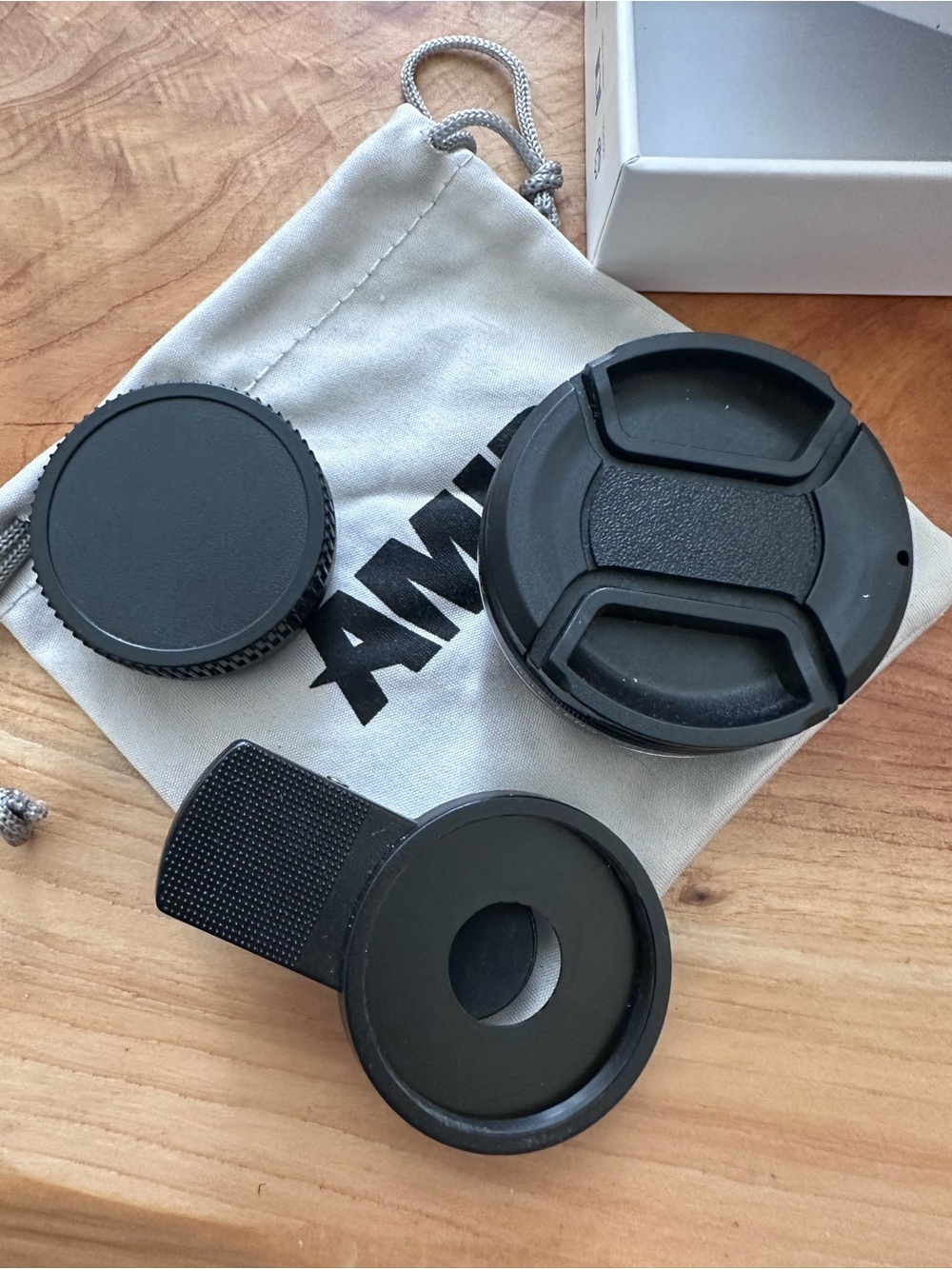 Phone Camera Lenses - Macro & Wide Angle with Phone Clip - Picture 5 of 10